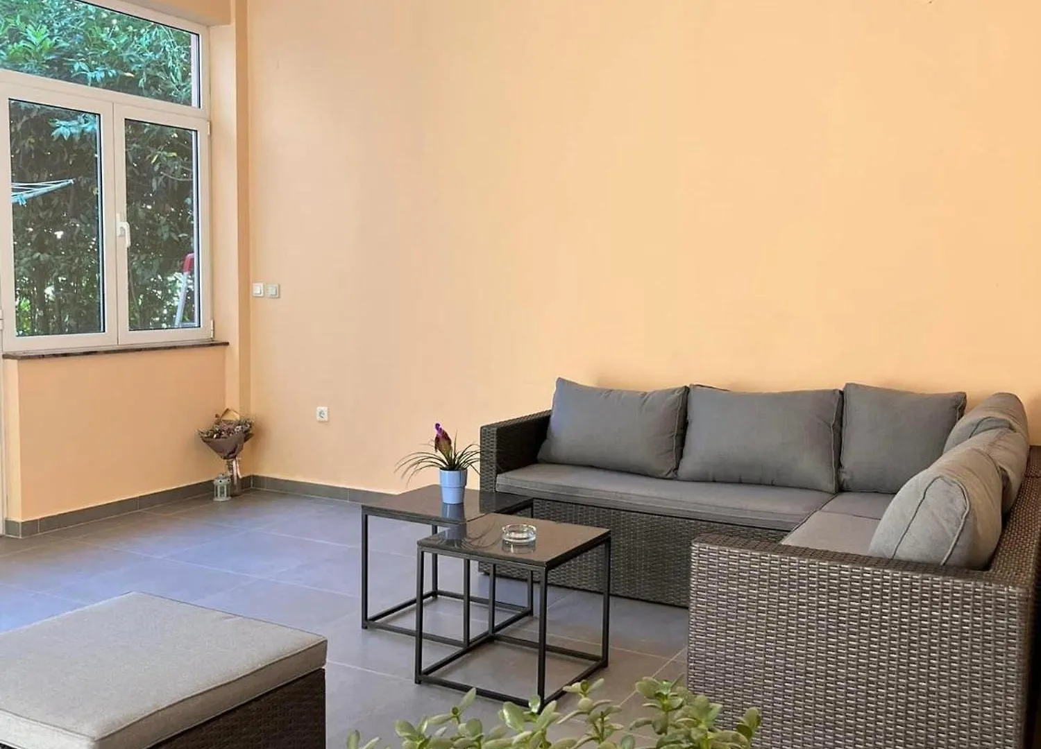 Apartments Marko Sukošan